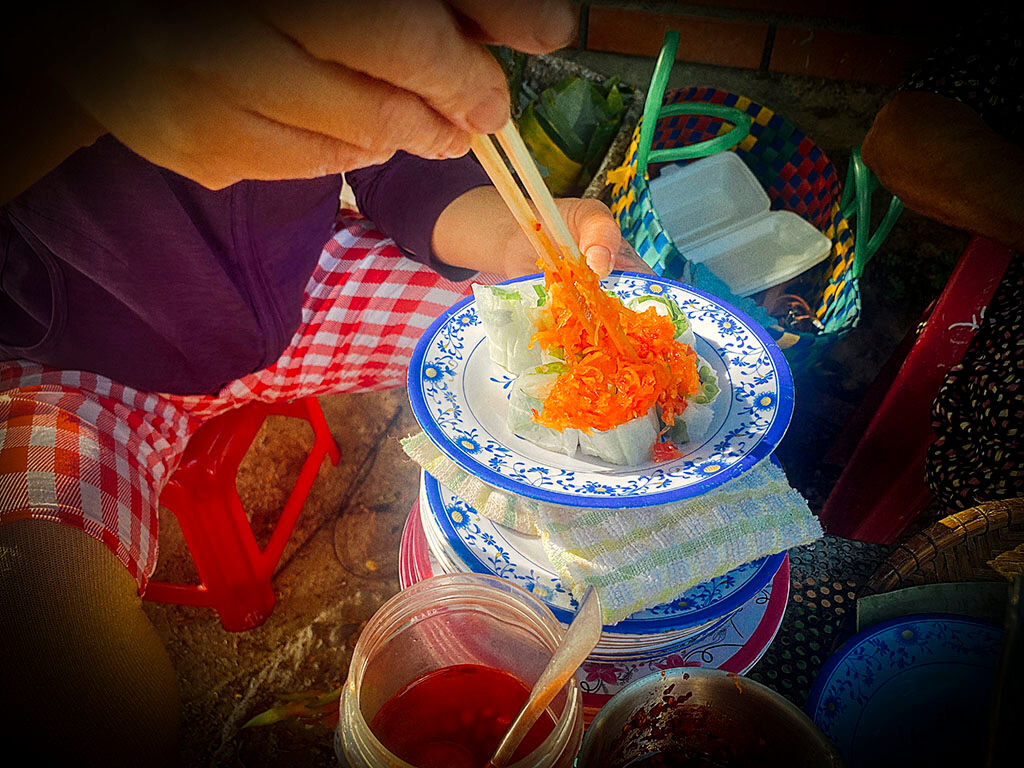 Learn Hue’s culinary heritage with expert insights